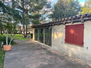 Vedène, quartier Orsan, 5 terrains et 2 villas