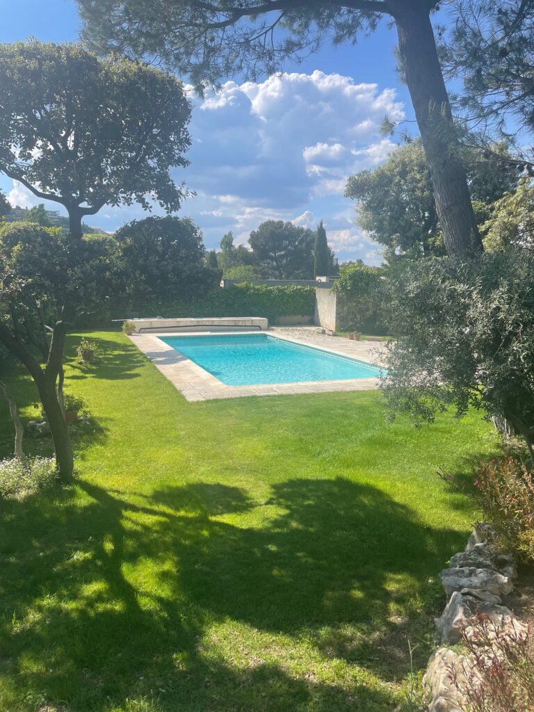 Villa de plain-pied Villeneuve les Avignon
